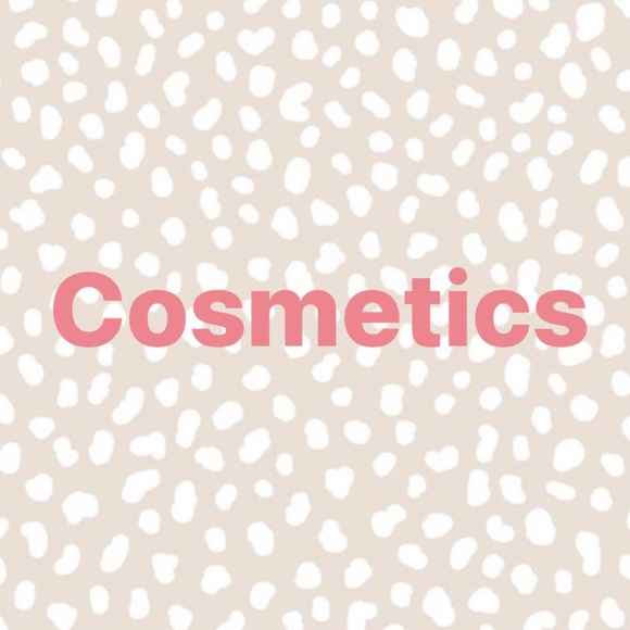 Cosmetics 🤍 - Picture 1 of 1